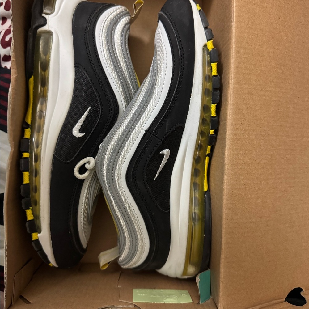 Black and White Nike Air Max Sneakers